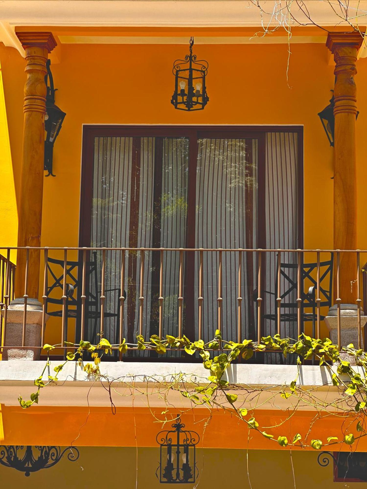 Hotel Jotam Panajachel Exterior photo